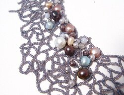 beaded necklace with pearls
